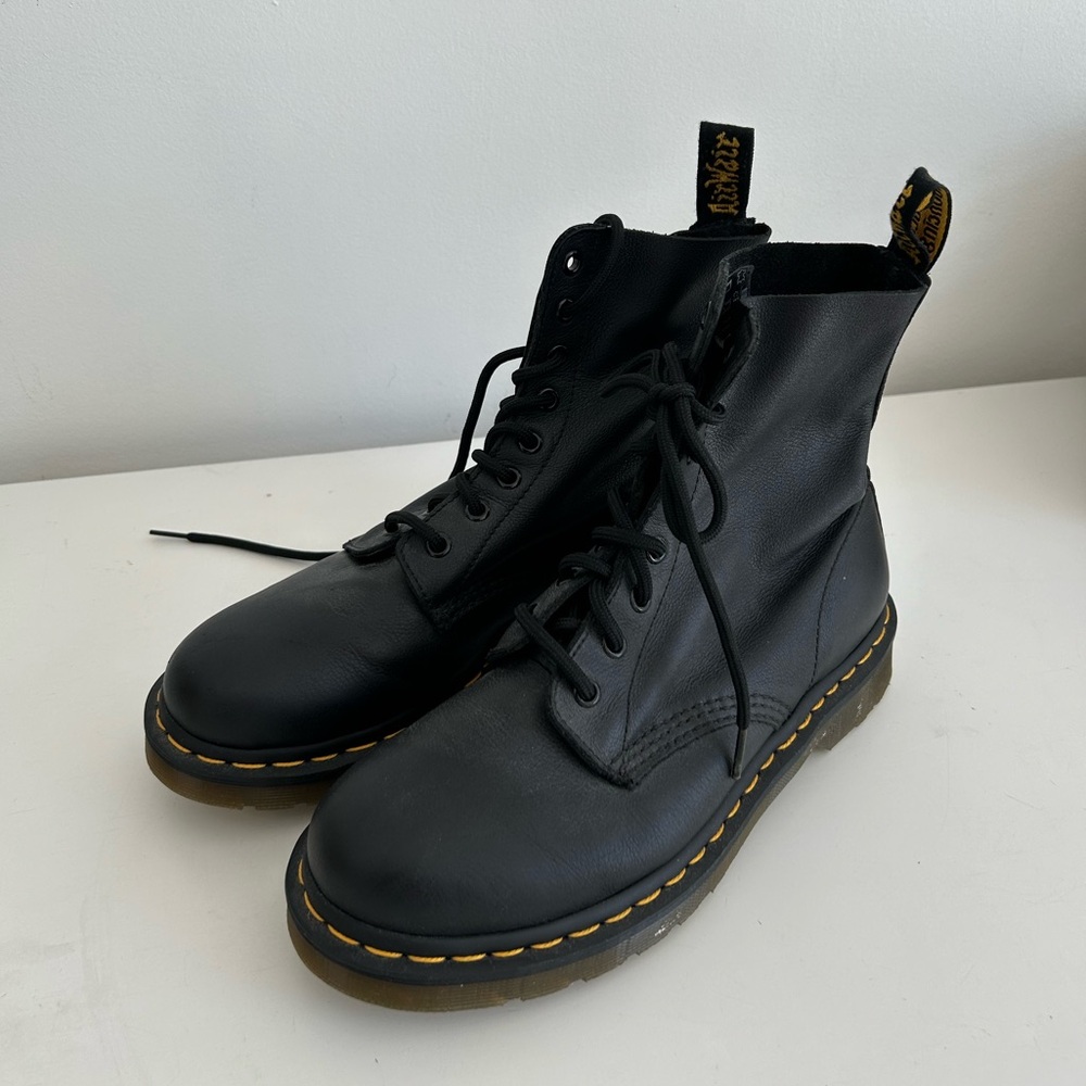 Dr Martens Women’s Boots Size 8